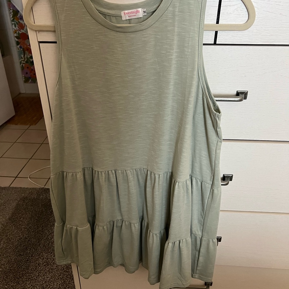 Sweet Claire Women's Green Sleeveless Top